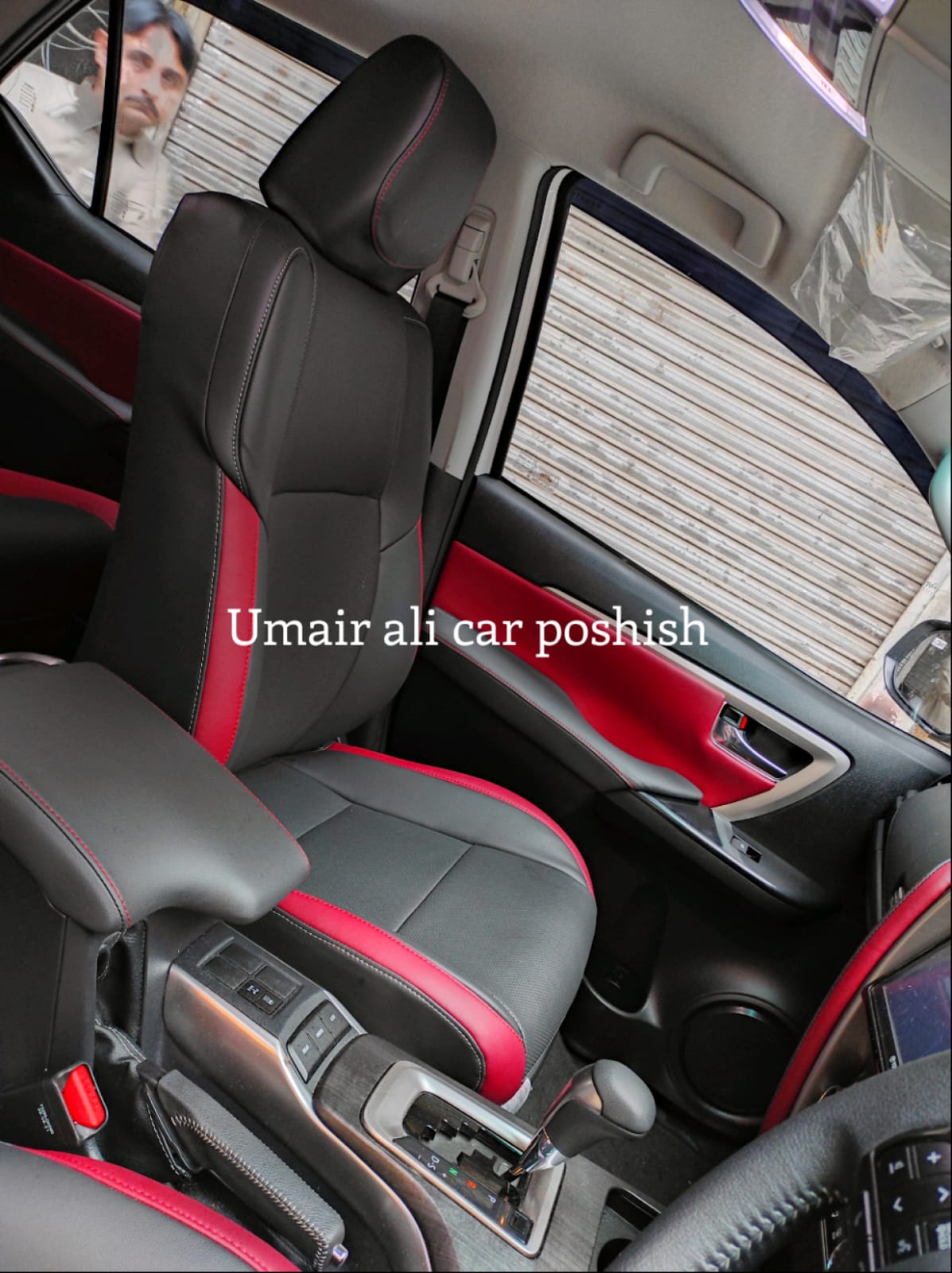 Toyota Fortuner Legender  Leather Right Seat Covers 
Japanese 
China
Local
