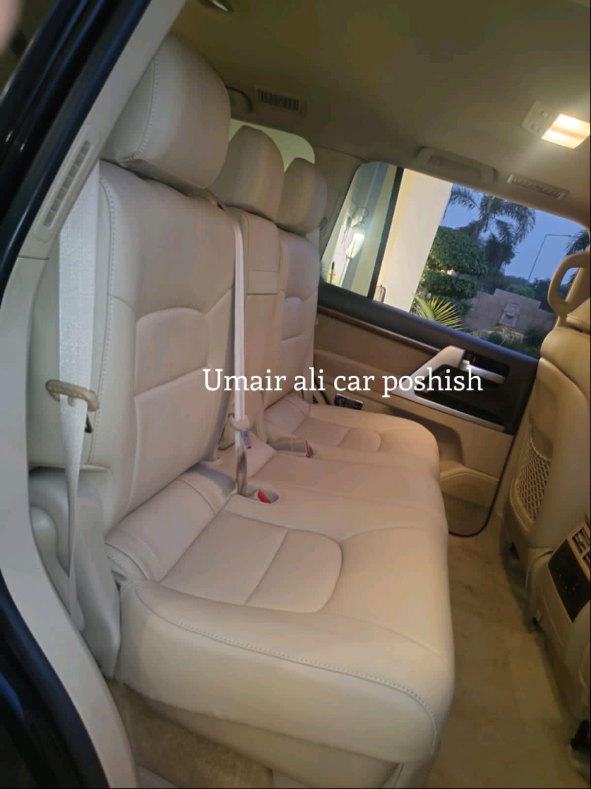 Toyota V8 Gum Leather Right Prime Quality Seat covers (pre order )